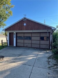 Building Photo - 61 Lynncrest Terrace