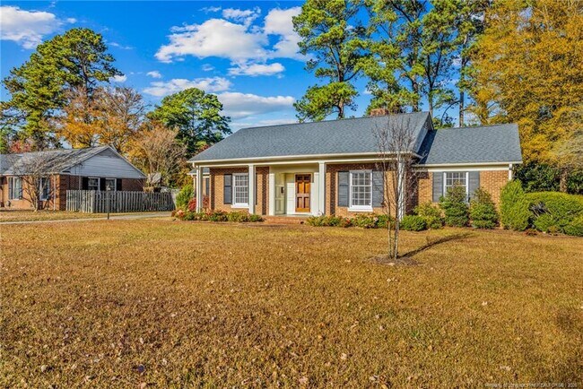 Building Photo - 2706 Huntington Rd