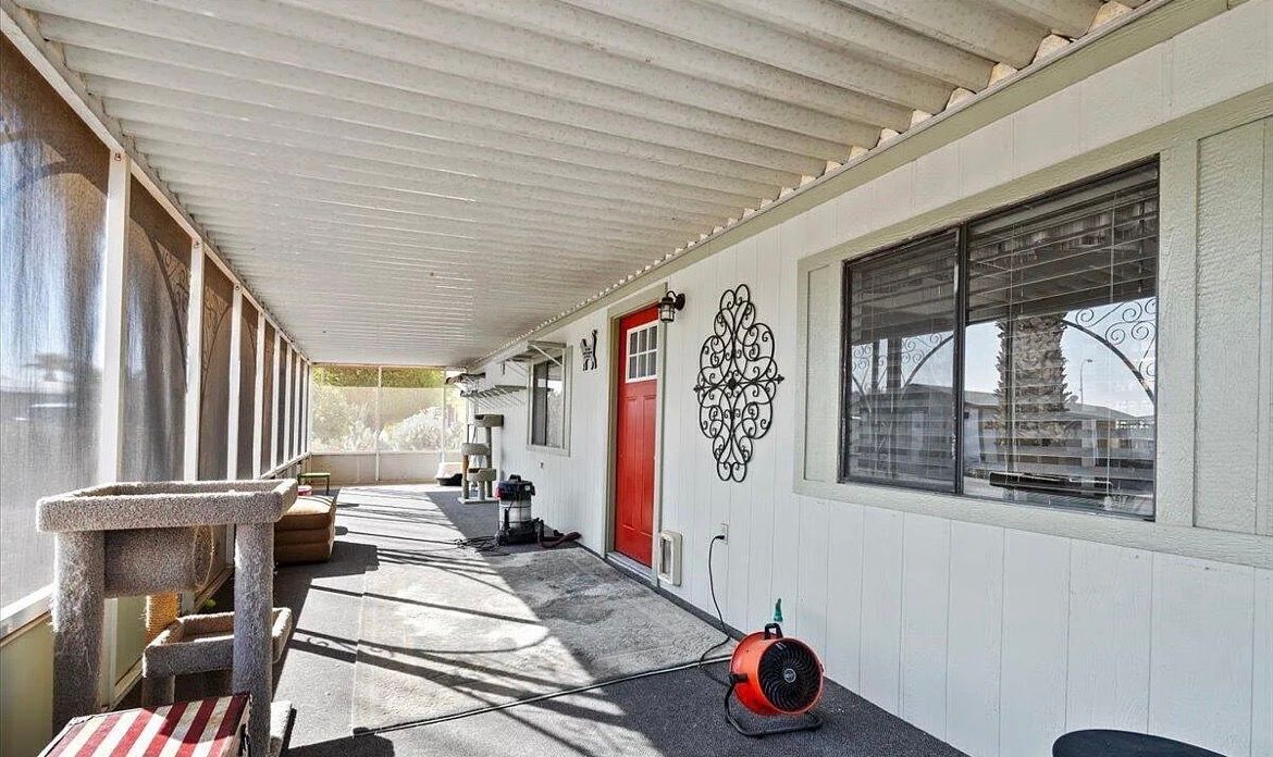 Building Photo - 8103 E Southern Ave