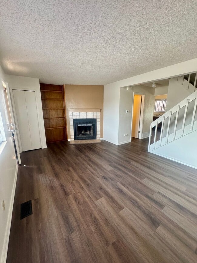 Building Photo - 4710 N Carefree Cir