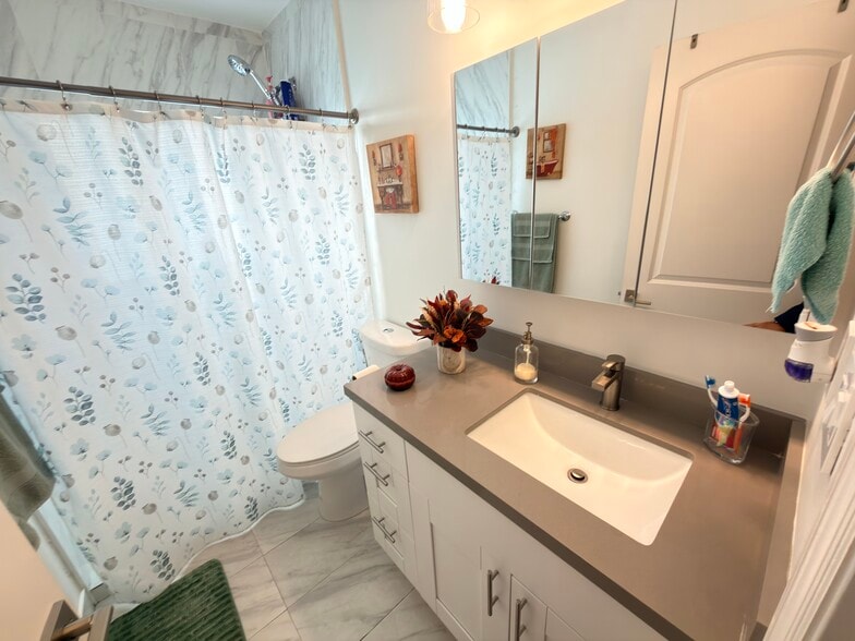 Building Photo - 7128 SW 22nd St