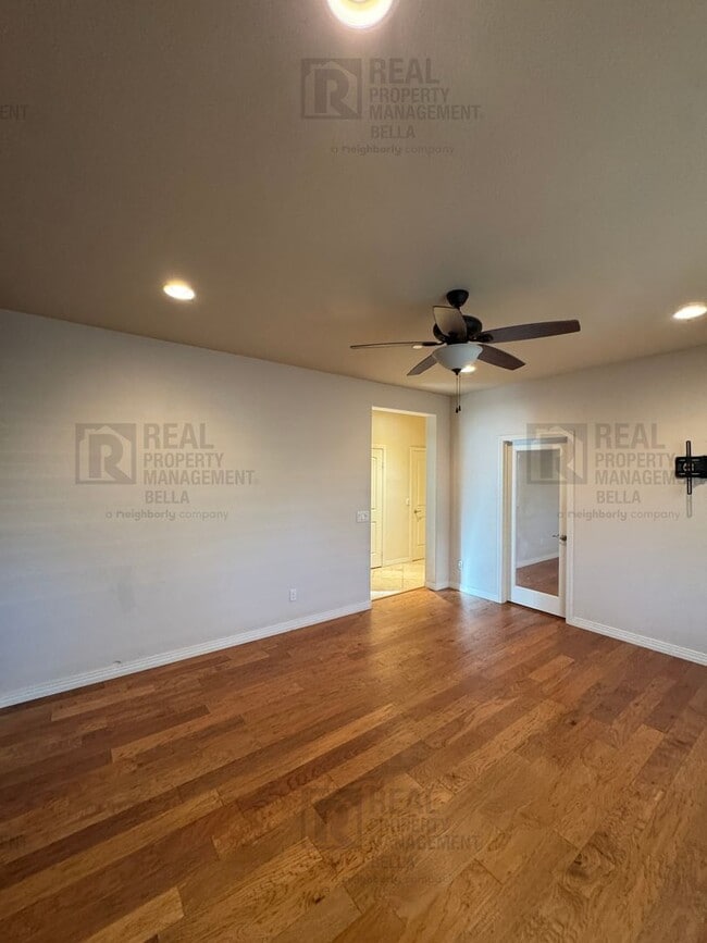 Building Photo - Modern Comfort Meets Resort Living – Gorgeous Single-Story in The Lakes Community