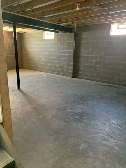 Basement - 6072 Herons Cir