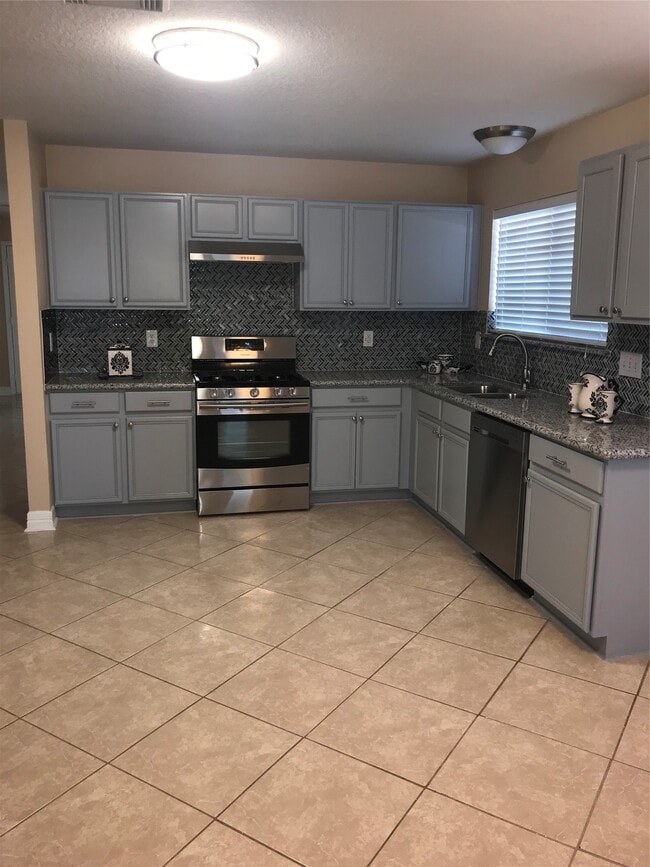 Building Photo - 2844 Morningmist Ln