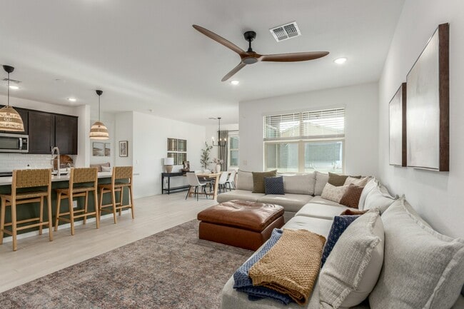 Building Photo - 4501 W Hunter Trl