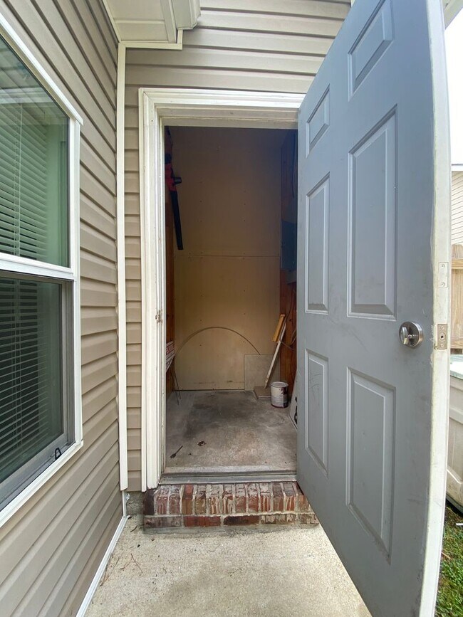 Building Photo - Home for rent in Hoover!!!! Available to V...