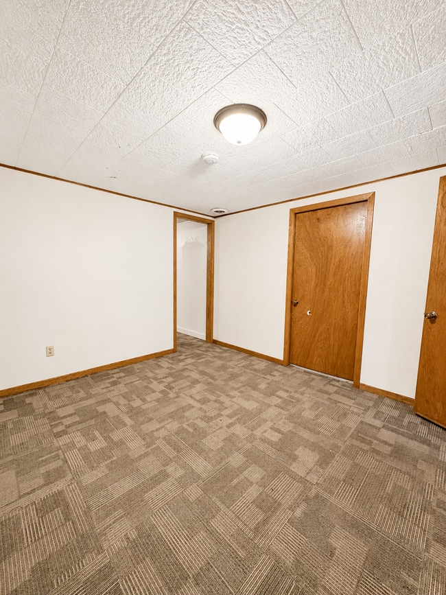 Building Photo - Charming 2 Bed / 2 Bath Home in Baraboo, WI