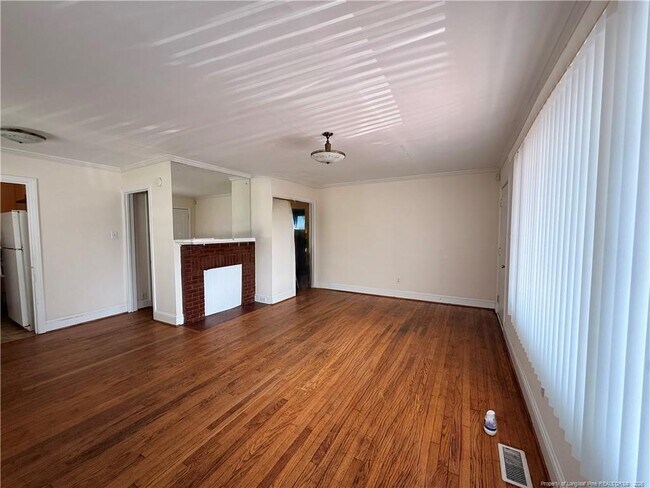 Building Photo - 115 S Tarboro St