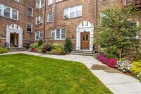 Building Photo - 87 N Broadway