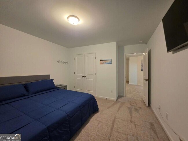 Building Photo - 5531 Garens Way