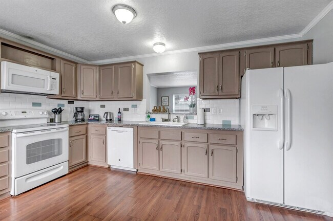 Building Photo - 4345 W 64th Ave