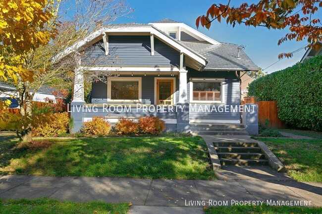 Primary Photo - A Rare Sellwood Craftsman Located in the D...