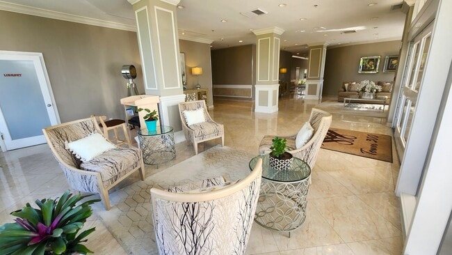 Building Photo - 5510 N Ocean Dr