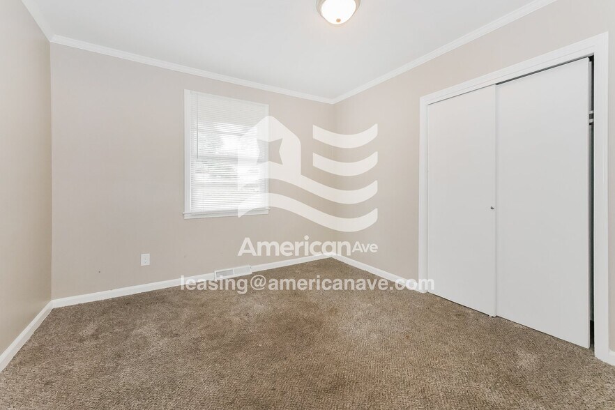 Building Photo - 133 Ann Pl