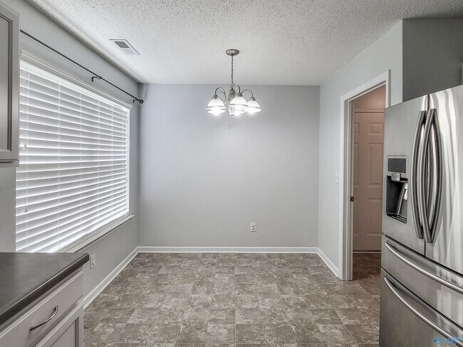 Building Photo - 157 Garden Brook Dr
