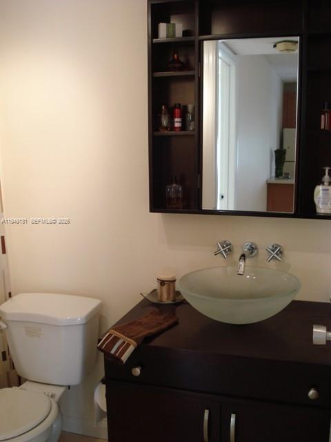 Building Photo - 17021 N Bay Rd