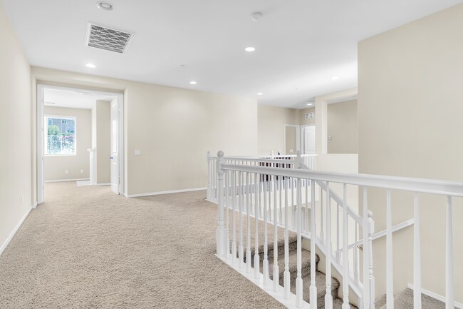 Building Photo - 4822 Brookside Ave