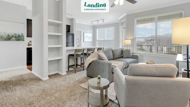 Building Photo - 14807 Woodland Hills Dr