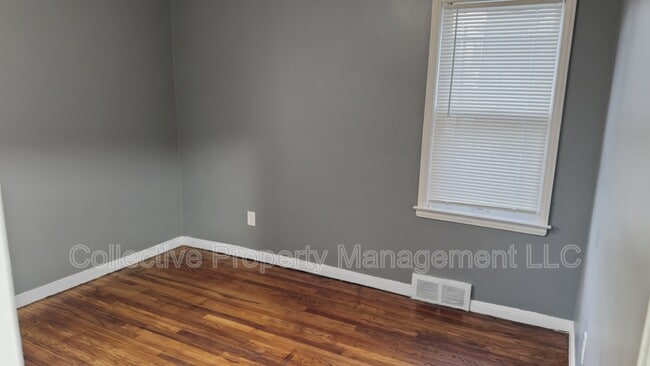 Building Photo - 3625 Chatsworth St