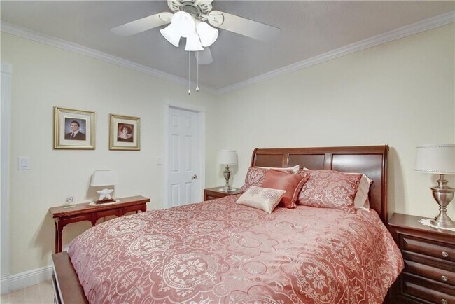 Building Photo - 1461 S Ocean Blvd