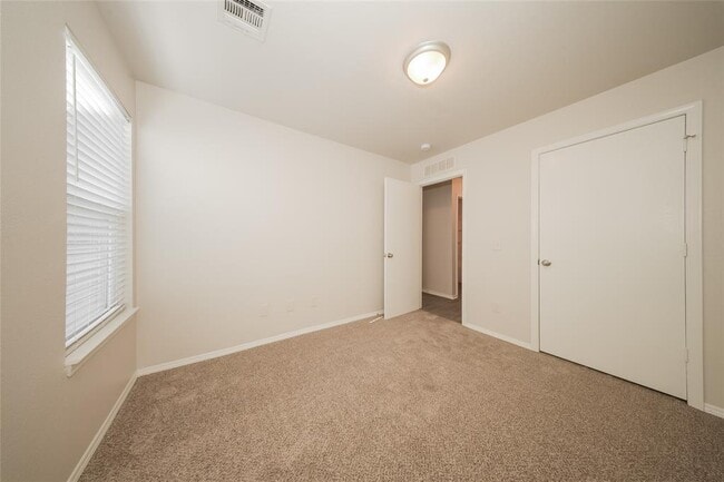 Building Photo - 9117 Checkerbloom Dr