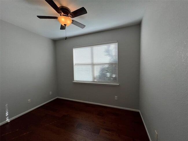 Building Photo - 146 Black Swan Pl