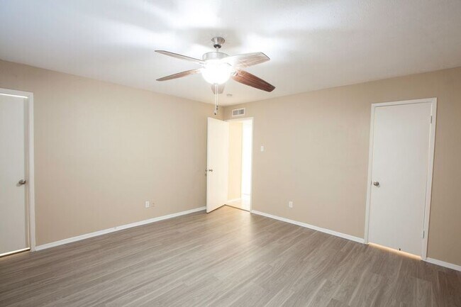 Building Photo - 5308 Gates Dr