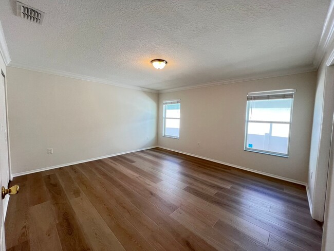 Building Photo - The perfect House for rent in Clermont!