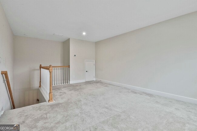 Building Photo - 330 Elkins Pl