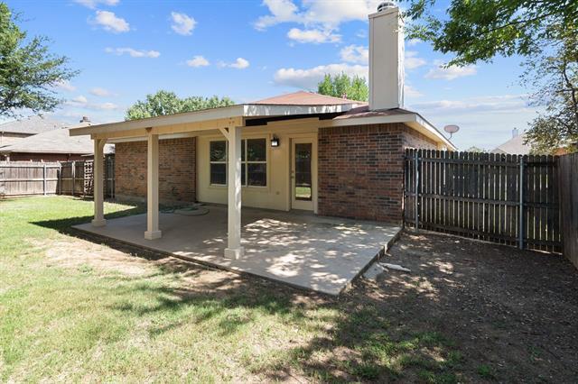 Building Photo - 712 Pheasant Rd