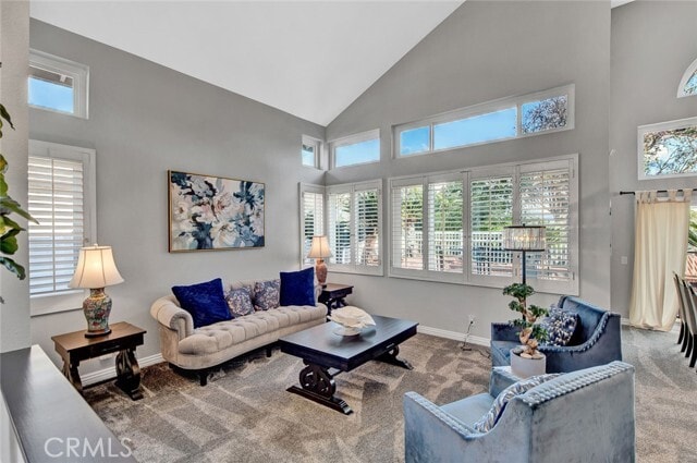Building Photo - 7246 E La Cumbre Dr
