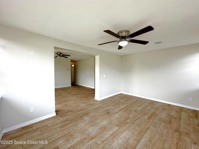 Building Photo - 2831 W Eau Gallie Blvd