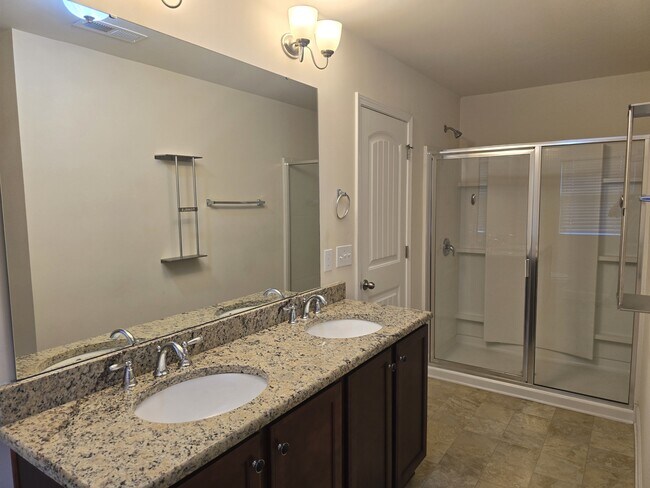 Building Photo - 4014 Canterwood Dr