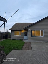 Building Photo - 15454