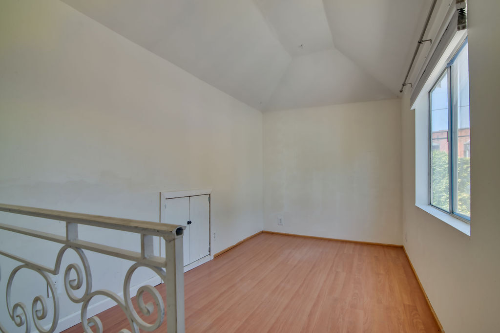 Building Photo - 641 N Martel Ave