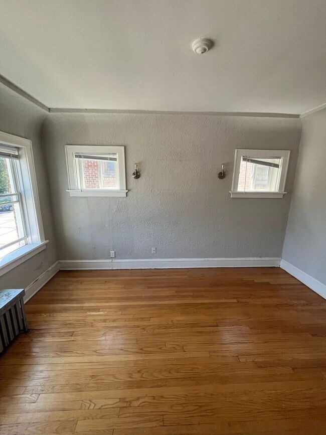 Interior Photo - 3279 S Kinnickinnic Ave. (6 Unit)