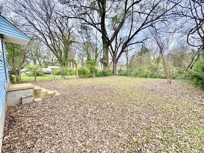 Building Photo - 3338 Coleman Ave