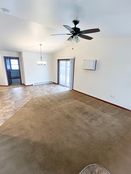 Building Photo - 26189 W 3rd Ave