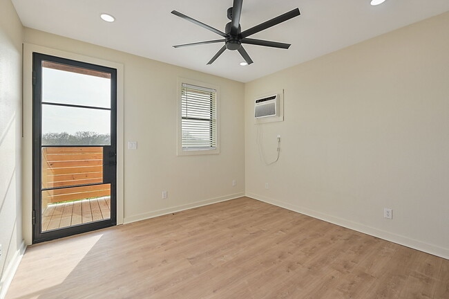 Building Photo - 23900 Old Hwy 6