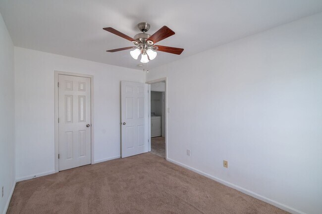 Building Photo - 1053 Brianna Way