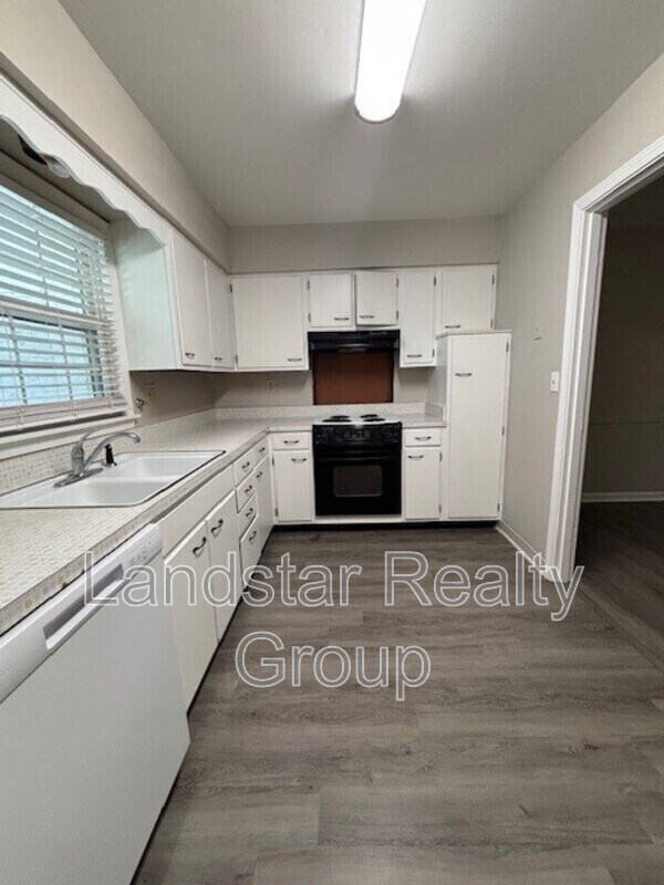 Building Photo - 3533 Leith Ln