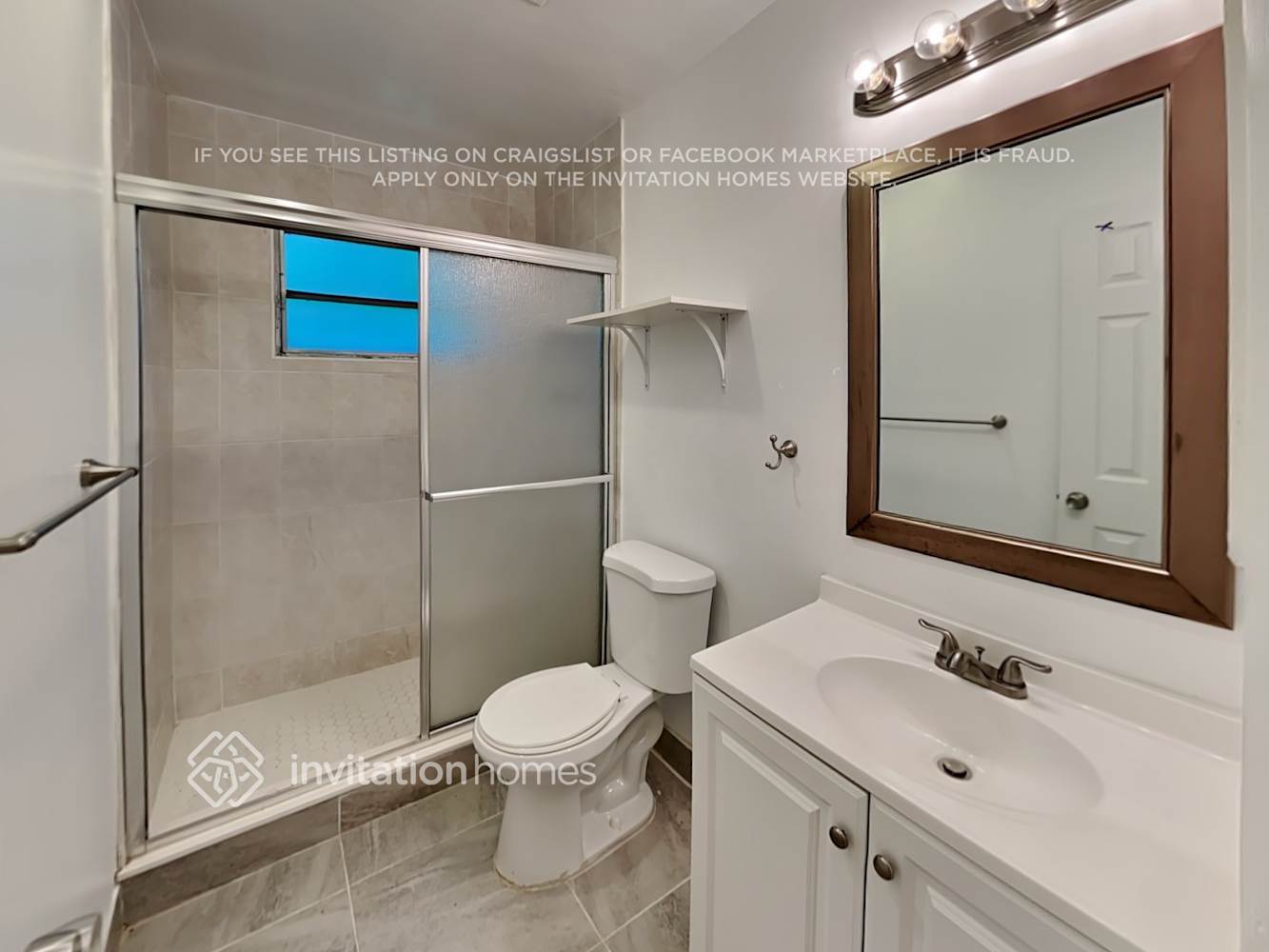 Building Photo - 17421 SW 92nd Ct