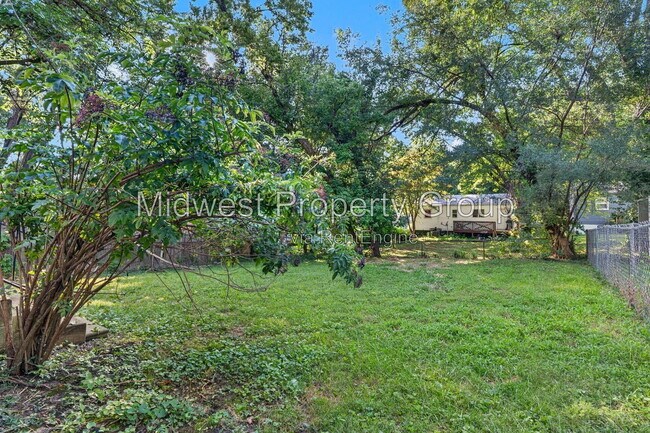 Building Photo - 191 Bascom Dr