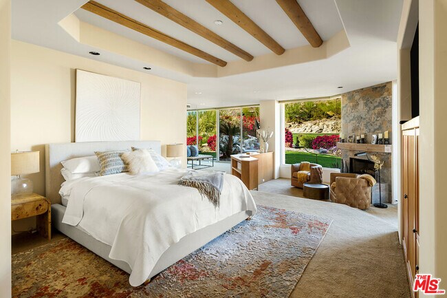 Building Photo - 136 Netas Dr