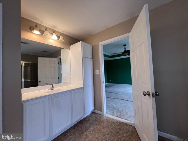 Building Photo - 3925 Beeker Mill Pl