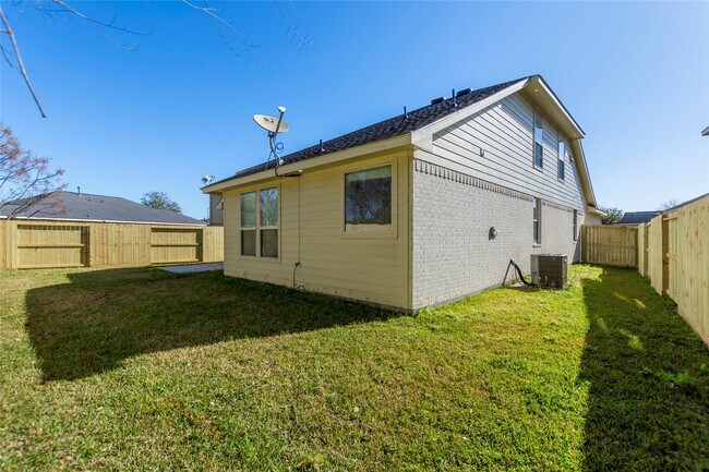 Building Photo - 11723 Cypress Creek Forest Dr