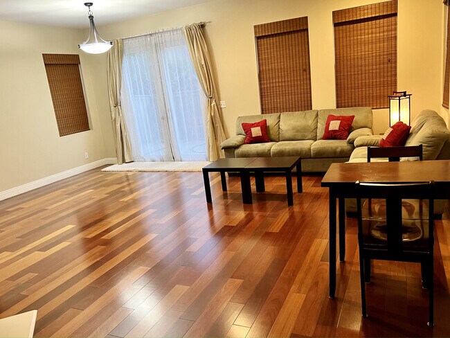 Living Room w French Door Access to Backyard - 1256 Valle Ct