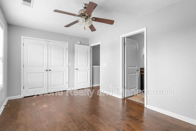 Building Photo - 133 Melbourne Dr