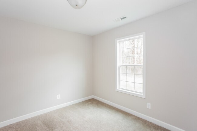 Building Photo - 720 White Crane Rd