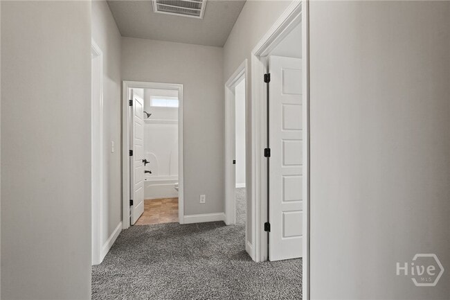 Building Photo - 504 Potter Stone Square